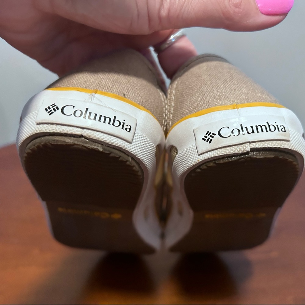 Columbia womens taupe and yellow vented skimmer slip on flat size 8 - Picture 9 of 13